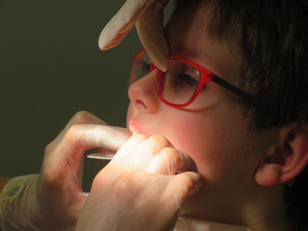 Home Remedies for Sensitive Teeth and Gum Disease