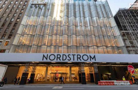 how much does Nordstrom pay