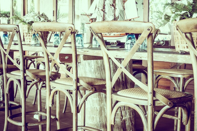 Advantages Of Vintage Steel Restaurant Chairs