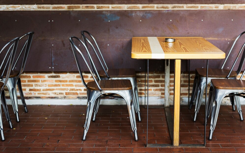 Retro Style In Upgraded Comfort: Vintage Steel Restaurant Chairs With Polyurethane Leather Seats