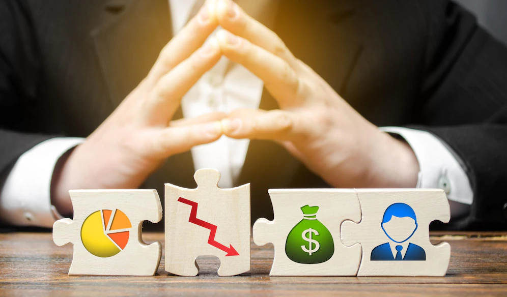 Cash Management Pitfalls: How To Keep Your Business Solventank