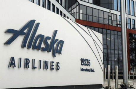 Alaska Air to buy Hawaiian Airlines for $1.9 billion