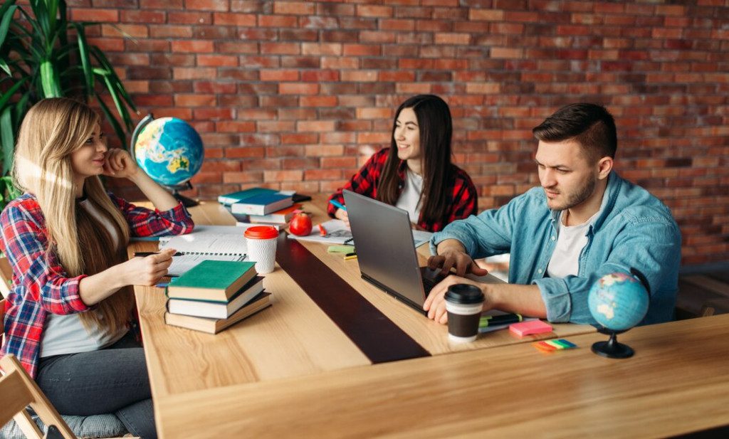 Balancing Study And Social Life In Student Community