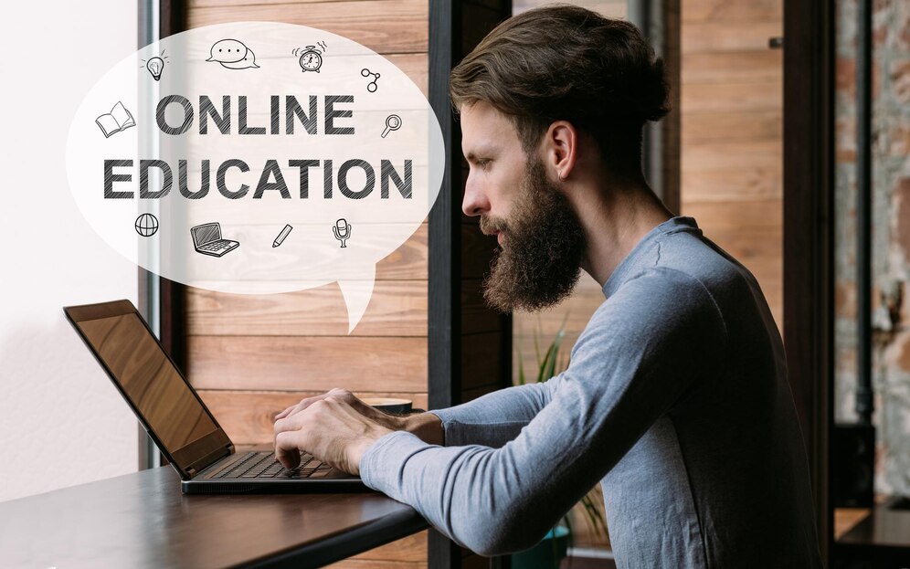 Spotting The Similarities Between Online And In-Person Education