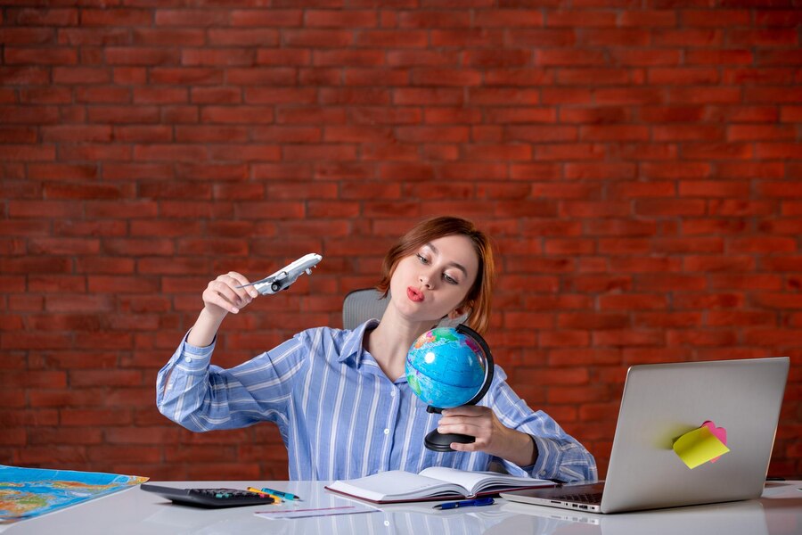 How Travel Management Companies Enhance the Travel Experience in Canada: Providing Seamless Journeys
