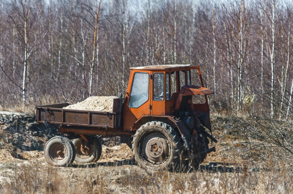 Don’t Get Blindsided! Common Misconceptions About Truck Safety