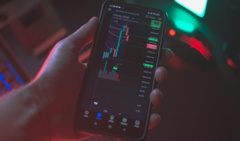 Discover the best prop firms for your trading strategy